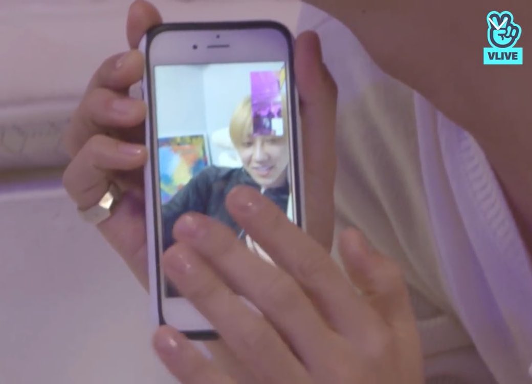 コヤンイサムチョン♥️皆でホテルポーターさん「あァ忙しい」ボタンの表情を見てね❗ 框(キョウ) (@86apricotton) / Posts / X