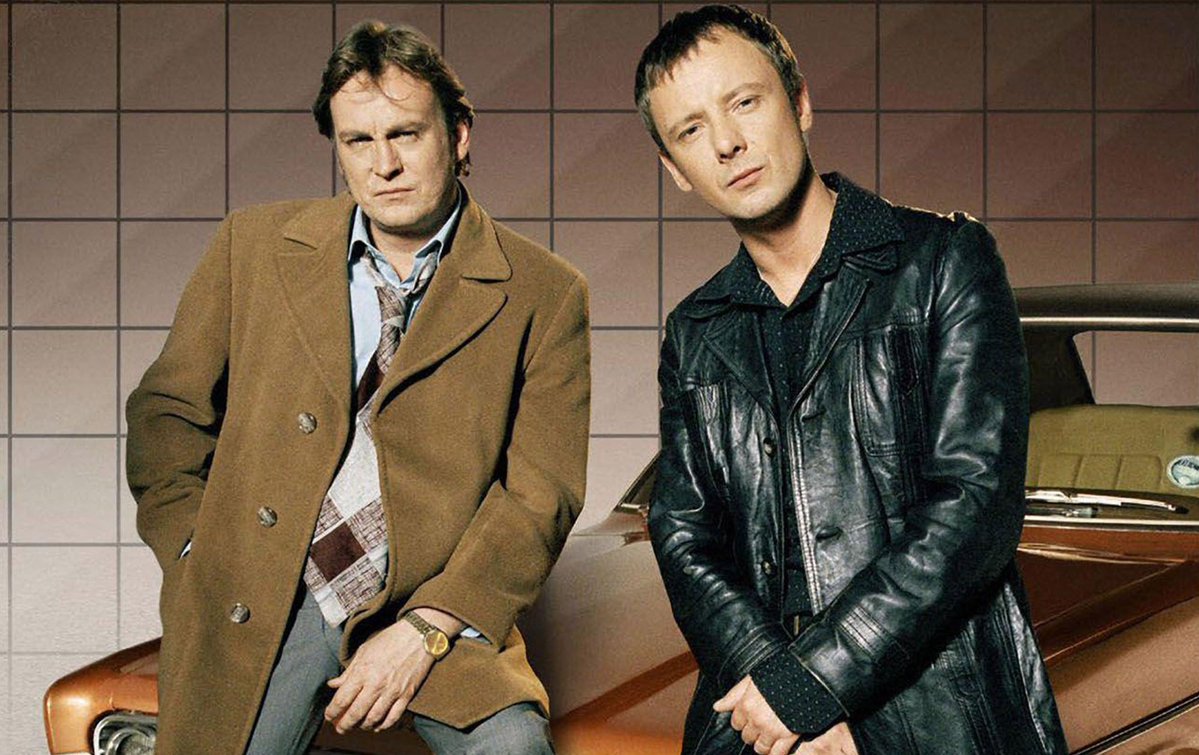 LifeOnMars_tv's tweet image. Happy 20th Anniversary #LifeOnMars!

On this day in 2006, a cop show like no other arrived on British television.

Viewers fell in love with DCI Gene Hunt, while DI Sam Tyler fell in love with 1973 and a certain WPC Annie Cartwright.

Pub? 🍻