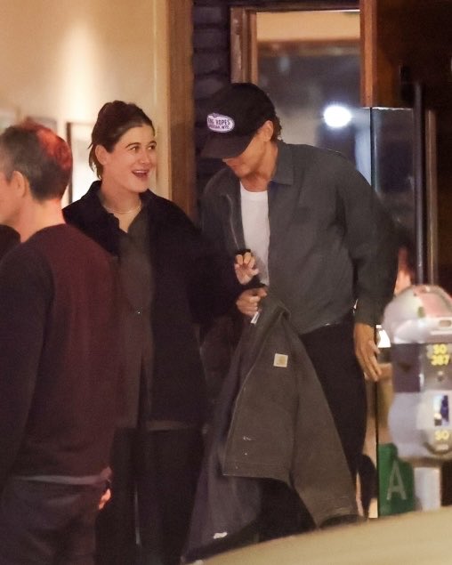 Roxxxie_vv's tweet image. 