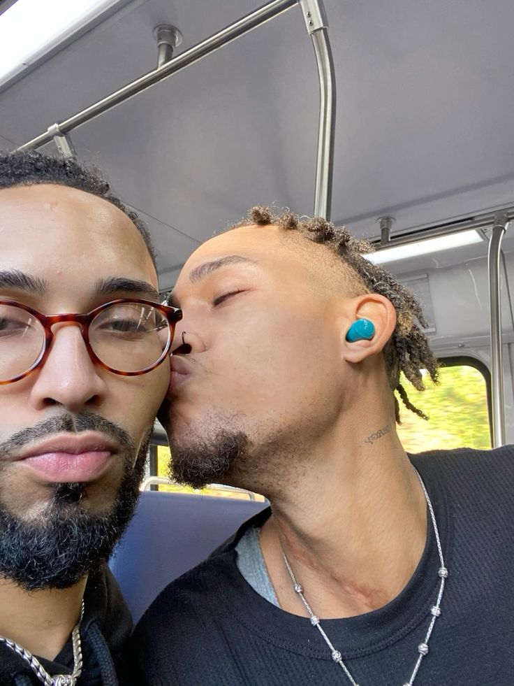 truthofabj's tweet image. Gay to gay;
Date someone who motivates you to do better in life because relationships are more than just falling in love. It's about inspiring each other to become better versions of yourselves day in and day out.