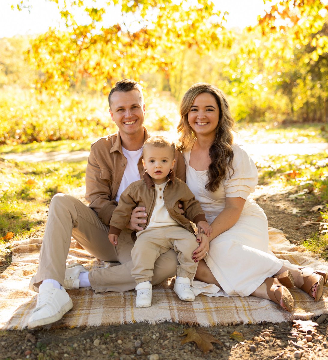 RobFelber's tweet photo. We’re excited to spotlight Chelsea Poore, Marketing Manager at Felber PR &amp; Marketing! From authentic storytelling to creative problem-solving, Chelsea brings heart and innovation to everything she does. Read her story in our latest blog post! https://t.co/sjMexPb54B https://t.co/ziEA960ieD