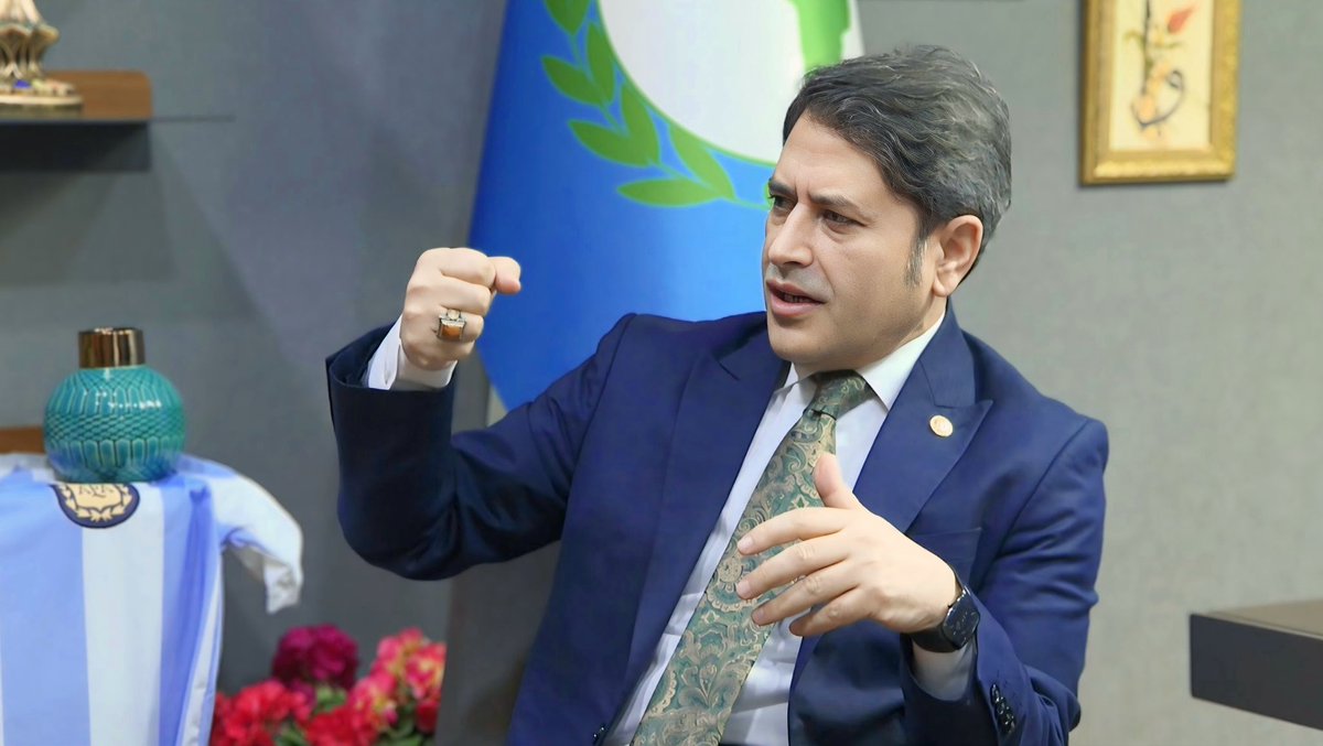 AliSahin501's tweet image. Büyüklük, neye hükmettiğinle değil, kime teslim olup ya da olmadığınla ölçülür…