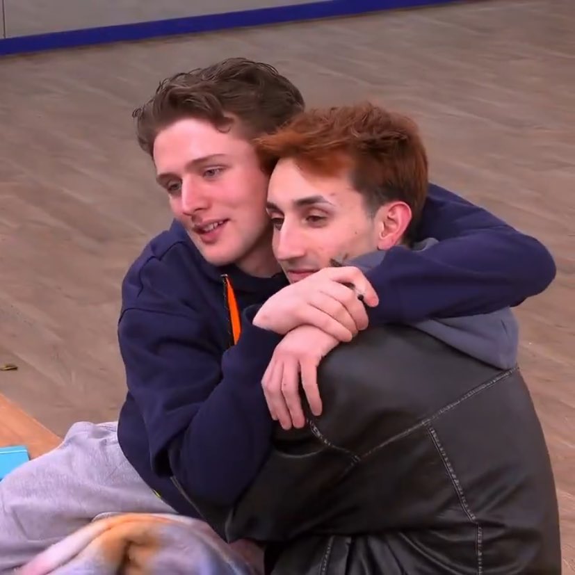 🧜🏻‍♀️ ☆ tweet media