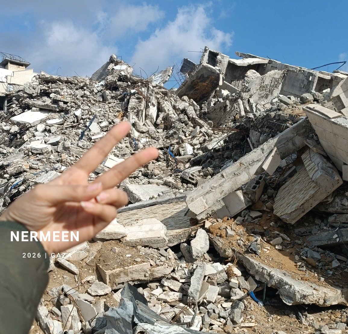 IF YOU’RE SCROLLING LEAVE A DOT . TO SAVE MY FAMILY!

REPOST PLEASE 

chuffed.org/project/nermeen