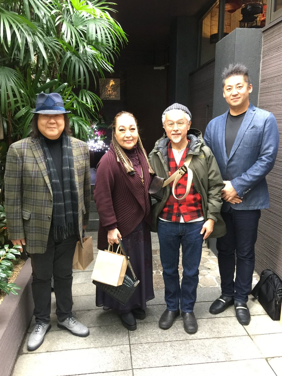 hidano_taiko's tweet photo. #EnTRANS (エントランス)

2001年1月にバンド結成し
今月で丸25年‼️Wow...四半世紀🎶

第1期
#井上堯之 (スパイダース、PYG)
#ミッキー吉野 
#鳴瀬喜博 
#八木のぶお 
#ヒダノ修一 

皆さん多忙ですが70代半ば😅
今では年に1回〜2回となりましたが、必ずライブをやるように心掛けています💨

→ https://t.co/xW9xrI2akz