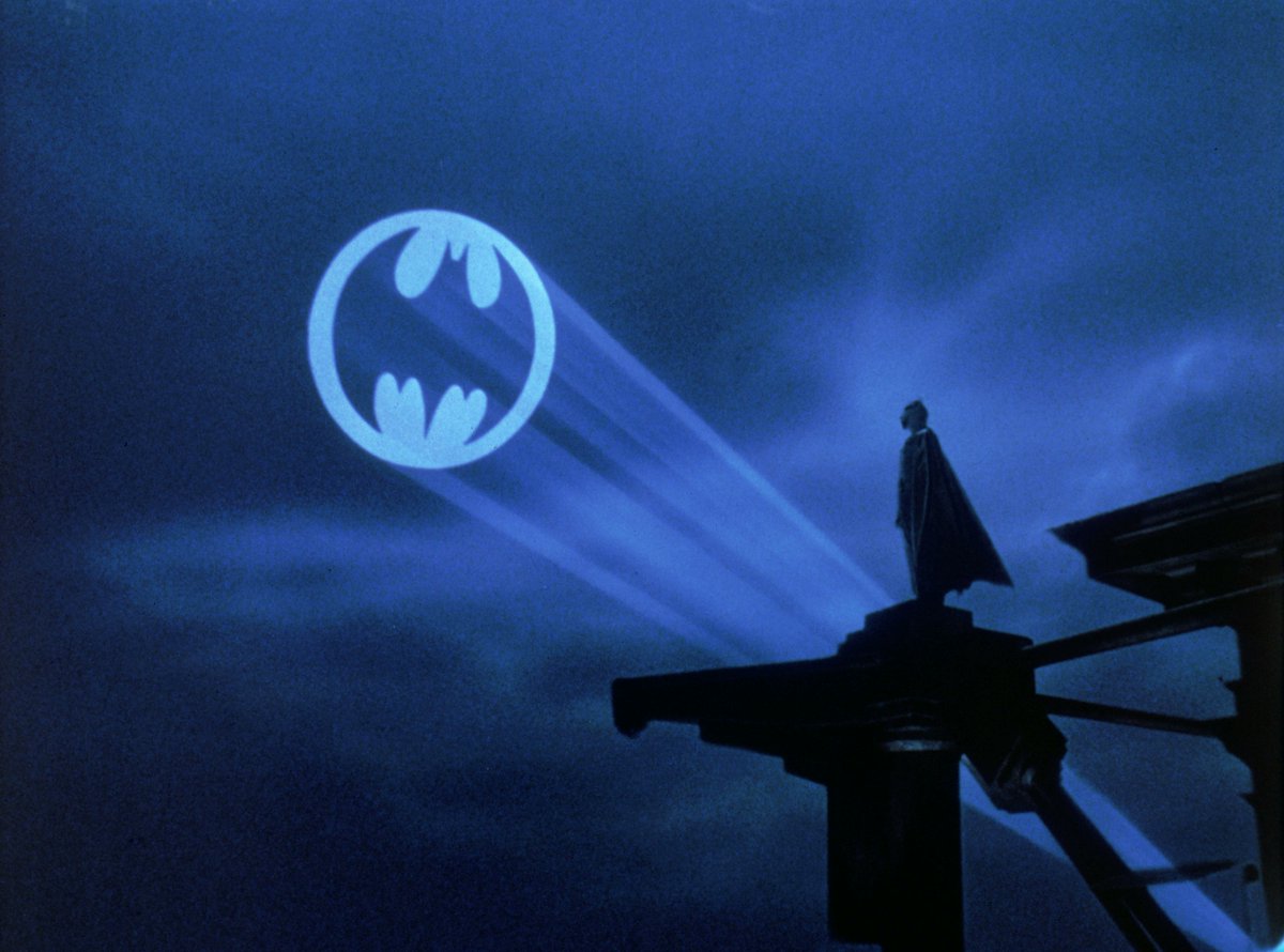 RainsRevenge's tweet image. Alon tweet got trenches waking up like its the Bat signal