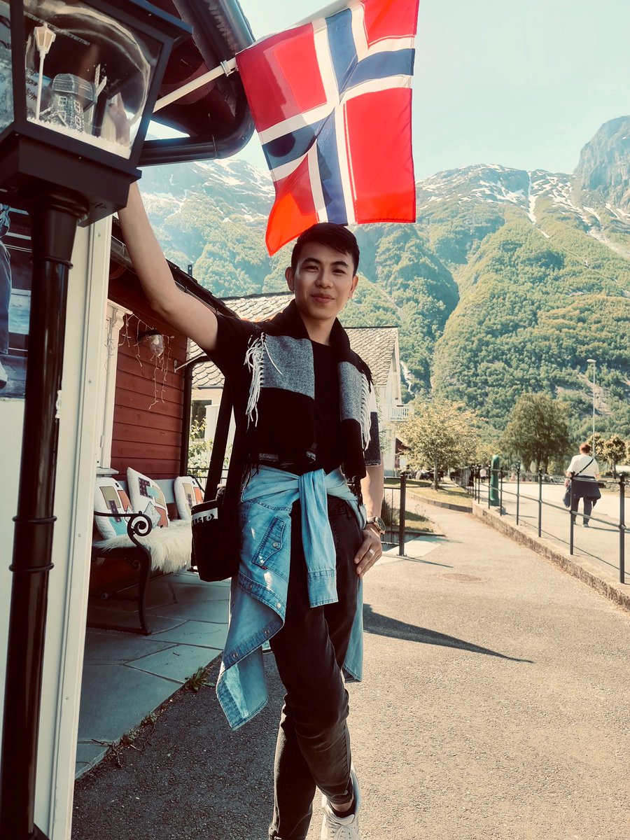 Nnagali2's tweet photo. Kinda missing those cruise ship days 🚢 the long shifts, salty air, endless horizons, and the feeling of being far from land but close to purpose. Some chapters never really leave us. “I left the ship, but the ship never left me. I still hear the waves in my soul.” 📍🇳🇴 https://t.co/Jlh7pPzH9z