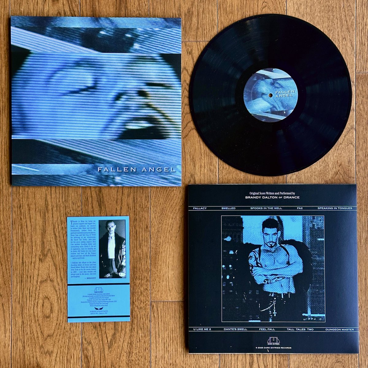 Dark Entries Records tweet media