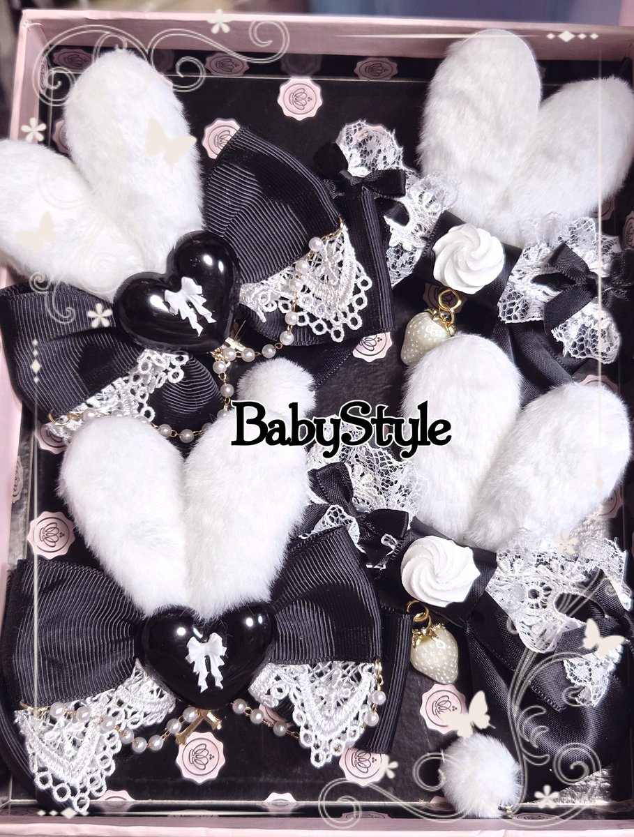 HappyBag、当初予定よりたくさん詰めてしまってます☺
たぶんハンドメイドアクセサリーのなかでは群を抜いてプチプラなのに使えるアクセたくさんだと自負してますっ❣
待っててくださいね❤

‥というのも
今年から少しブランドアクセサリーのコンセプト、種類など変えていく予定です✨
がんばろ🐰