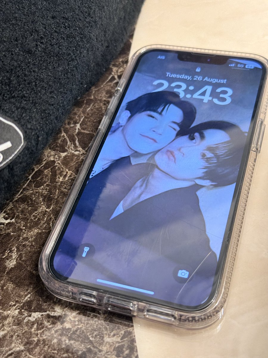 jellybyaou's tweet image. if you think you love aou, remember that boom loves him more