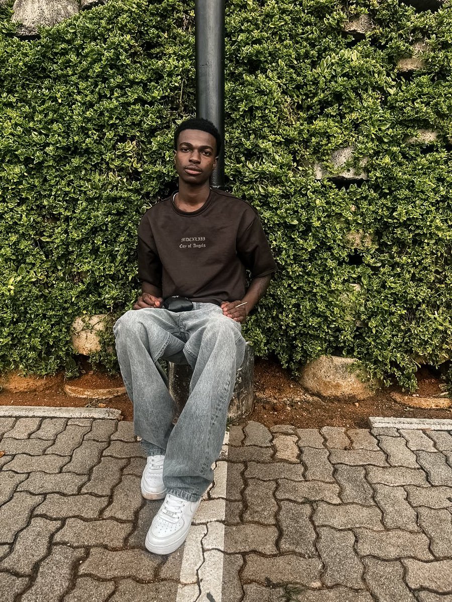 swayzeloaded's tweet photo. out tha mud https://t.co/jjIx6D3sAn
