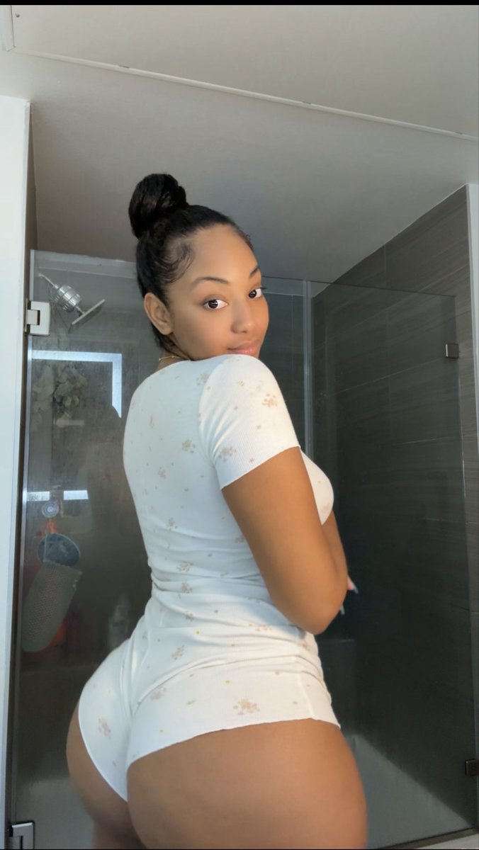 LUCHIGRAMMA's tweet image. You no go like make we engage 

Small accunts camp here To GAin massively  

Drop Hi, Let's FollOw you

🙌🏿