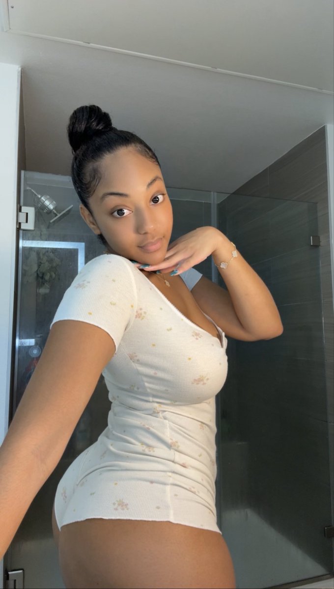 LUCHIGRAMMA's tweet image. You no go like make we engage 

Small accunts camp here To GAin massively  

Drop Hi, Let's FollOw you

🙌🏿