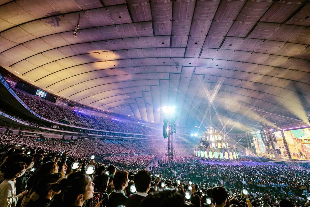 ＜ライブレポート＞Mrs. GREEN APPLE 巨大なバベルの塔と圧倒的な演奏に震撼　【DOME TOUR 2025 "BABEL no TOH"】東京3日目 billboard-japan.com/d_news/detail/…

<a href="/AORINGOHUZIN/">Mrs. GREEN APPLE</a>