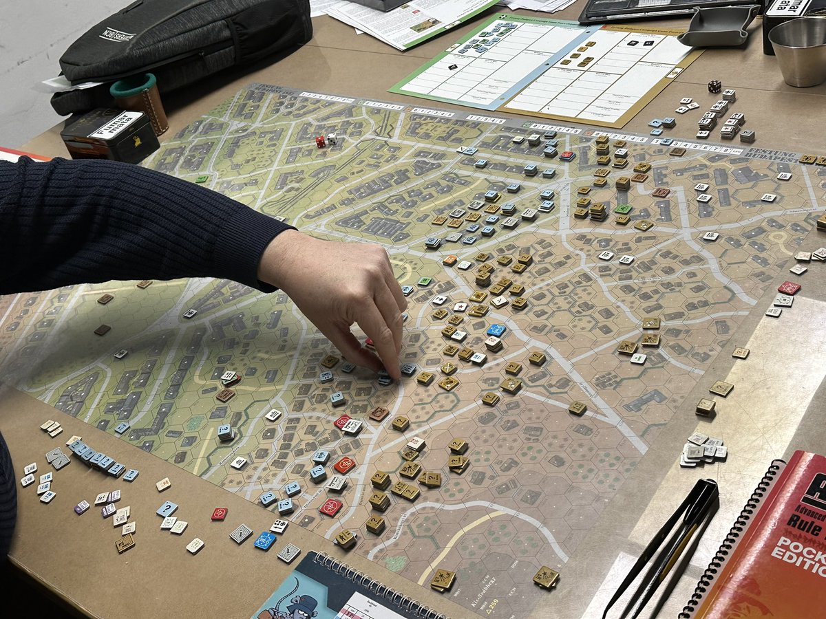 ASL Fridays at <a href="/SnafuDST/">Team Snafu & SDT</a> - Choose your level! 😎