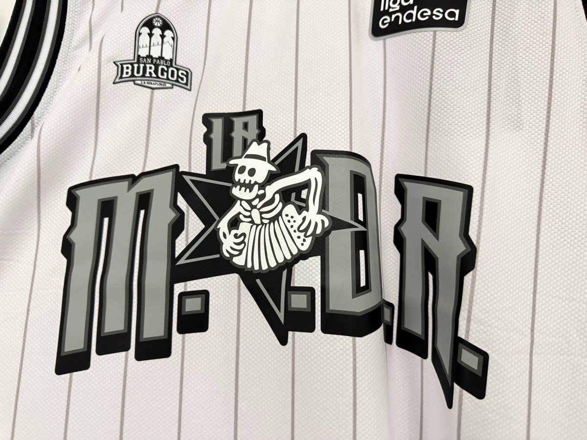 Pues otra que, por burgalesa, se une a la colección (aunque sea de baloncesto)

<a href="/SanPabloBurgos/">Recoletas Salud San Pablo Burgos</a> ⚪️⚫️ <a href="/estoesLaMODA/">La M.O.D.A. 𐁇</a>