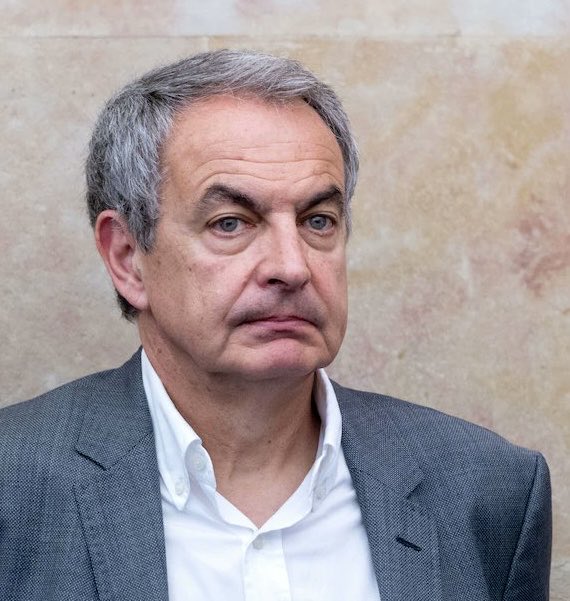 Zapatero no ha tenido nada que ver con la liberación de presos.
Zapatero es un hdlgp que debería estar en prisión.