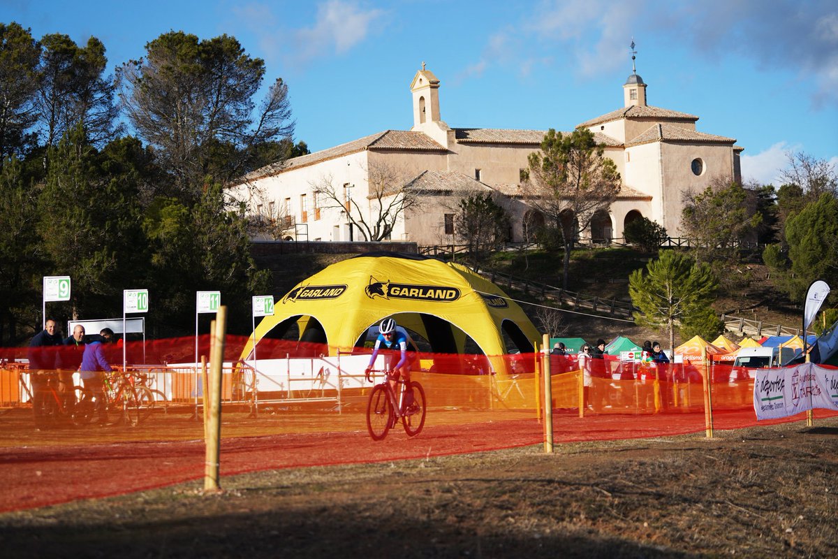 Real Federación Española de Ciclismo tweet media