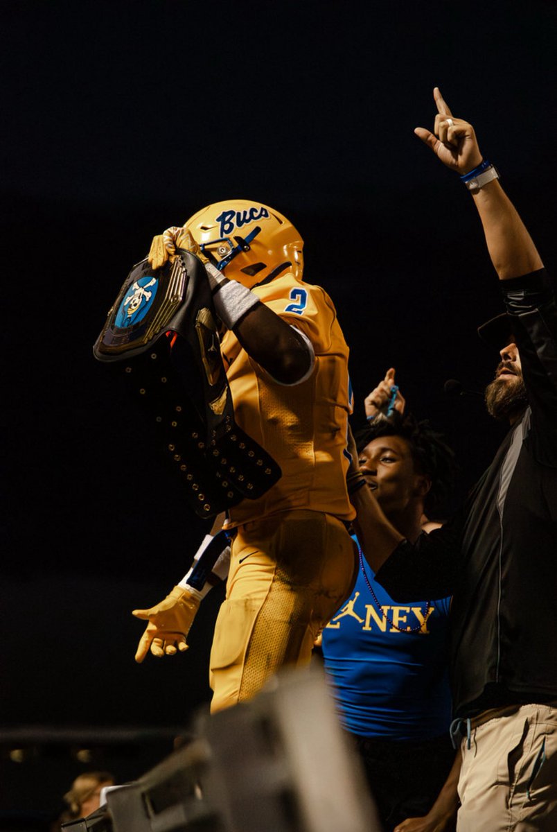 Kadorien.Wallace tweet media