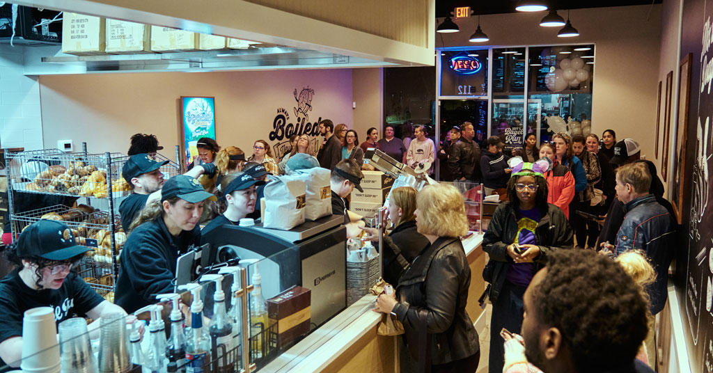 RDE_Restaurants's tweet image. Jeff's Bagel Run Franchise: A Hospitality-First Model Built For Growth ow.ly/QJxJ106sSmU