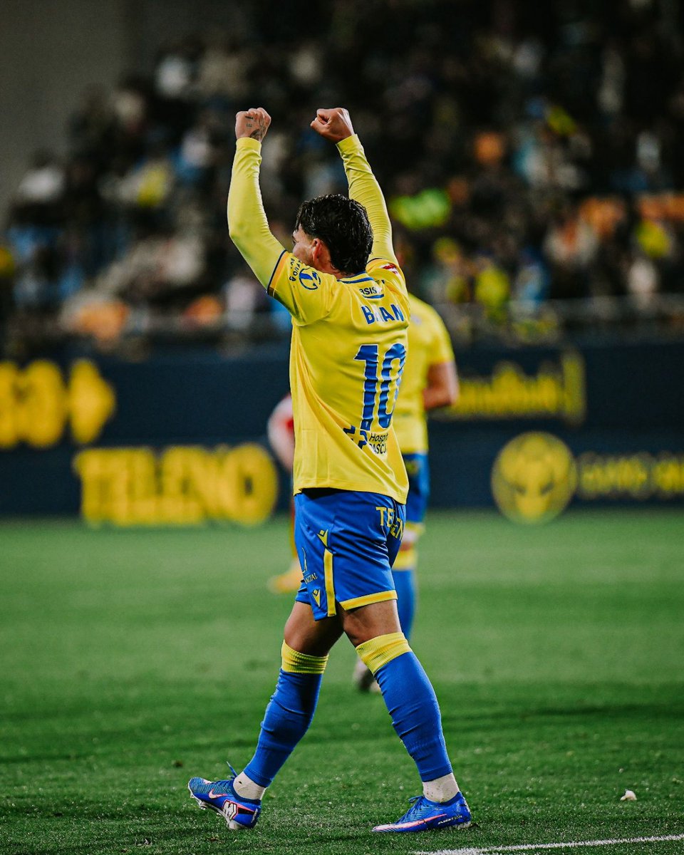 🤩🤩🤩 #CádizRealSporting💛🔴