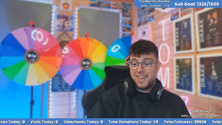 NEW UPDATE, WE ARE LIVE!🔴

Friday Night Party - including Duo Customs w/ <a href="/imbobtv/">BobTV</a> , Fortnite Festival, Blitz, Reload &amp; SO MUCH MORE! ( Super Saturday tomorrow! 👀 )

TWITCH.TV/TOMCORNISHH