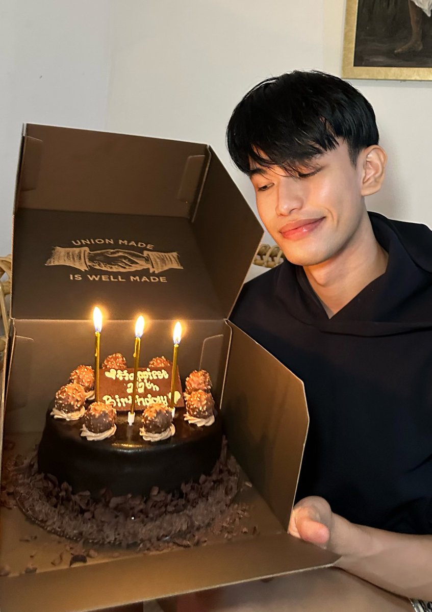 abang sapu lidi tweet media