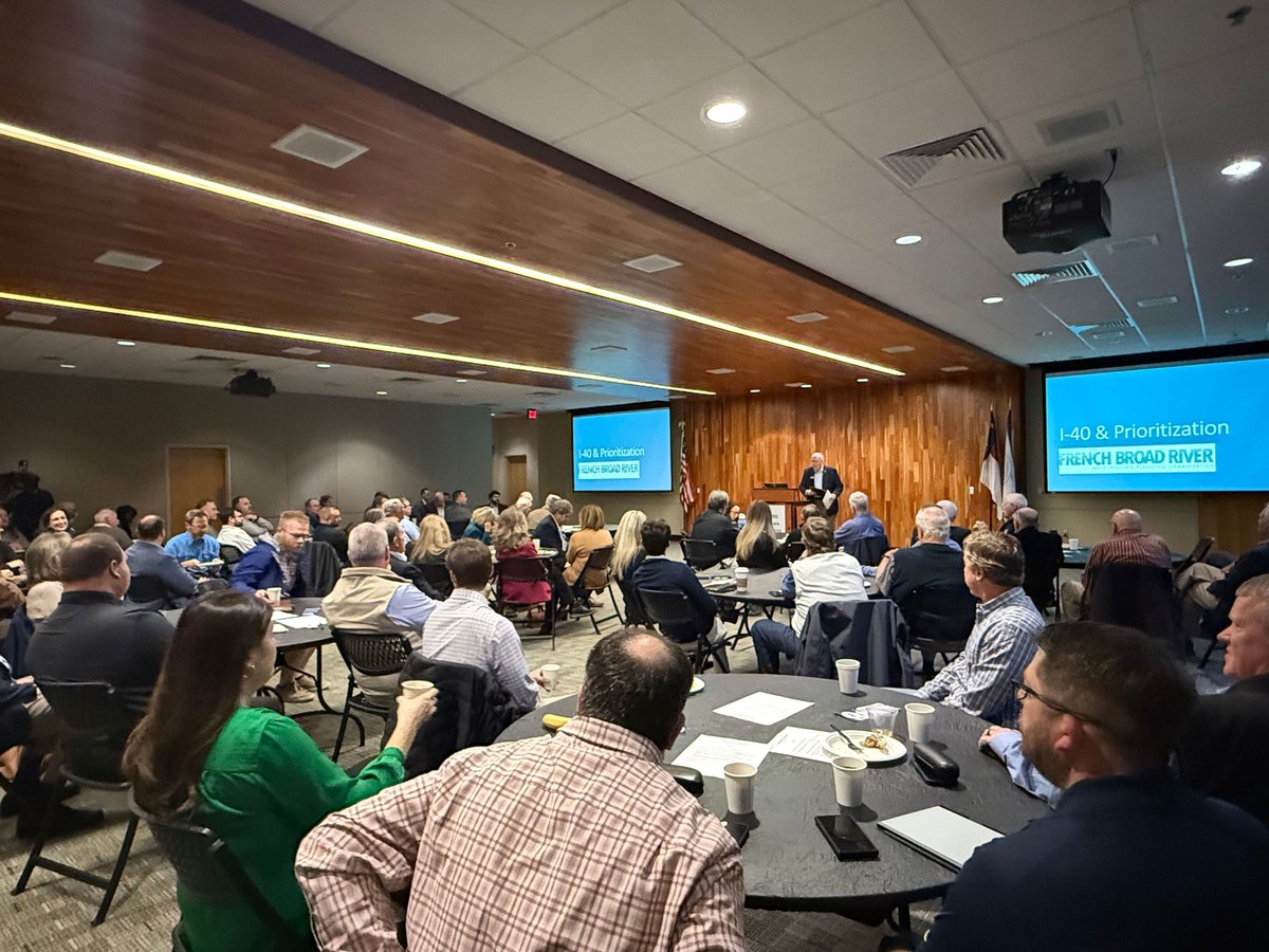 CIBOnc's tweet photo. 🚧 A Strong Start to the Year at CIBO 🚧 Thank you to everyone who joined our January CIBO Issues Meeting, with nearly 100 attendees, including business leaders and officials from Western North Carolina!  More great meetings to come! There's never been a better time to join CIBO! https://t.co/FvPfFV25GW