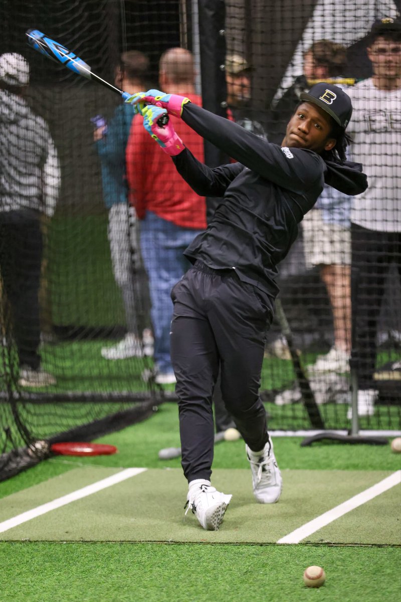 EasleyBaseballC's tweet image. Continued December workouts….