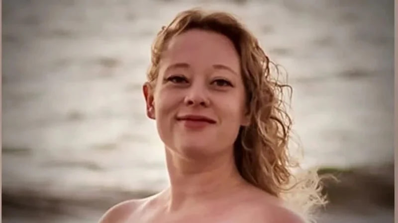 echofm_online's tweet image. «Весь мир увидел это убийство». Журналист Сергей Асланян — о Рене Николь Гуд, застреленной агентами ICE в Миннеаполисе

«Может ли один человек превратить страну в непригодную для проживания? Мы с вами знаем, что может. И даже живем в такой стране. И рядом с нами есть еще…