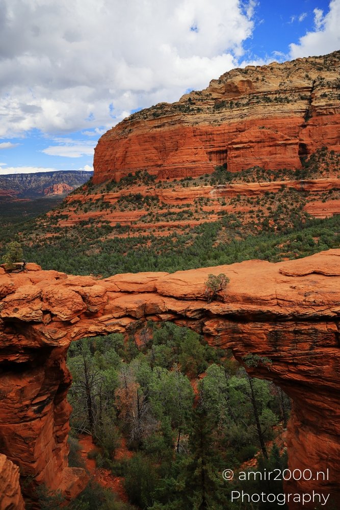 amir2000's tweet image. #Sedona #Arizona series day 2 of 5:
#DevilsBridge, a #NaturalArch of #RedRocks over open air.
#DevilsBridgeTrailhead, the #DesertLandscape stays quiet until you reach the edge.
Would you step onto the arch?
#Amir2000NLStory #CanonR5MarkII #AMIR2000NLPhotography 1/3