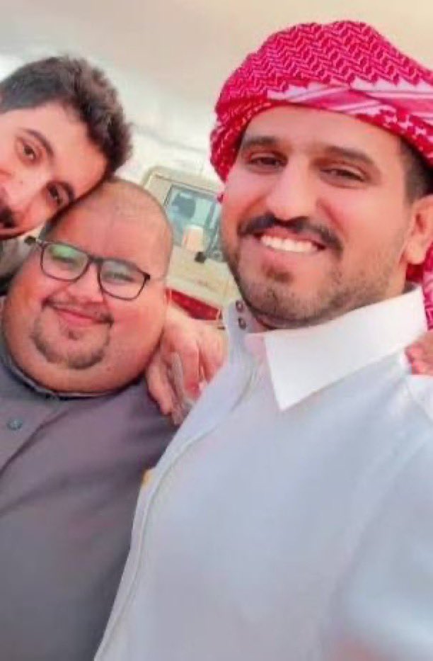 fofo44ksa's tweet photo. اقداركم تؤخذ من افواهكم " 

اللهم كما جمعتهم في الدنيا على الود والمحبّة، فاجمعهم في الآخرة في جنات النعيم، وارحمهم برحمتك الواسعة ، اللهم اشفي ابو حصه شفاءً تاماً واجبر قلبه على فراقهم

#دخيل_القحطاني https://t.co/Ine3vVJuqI