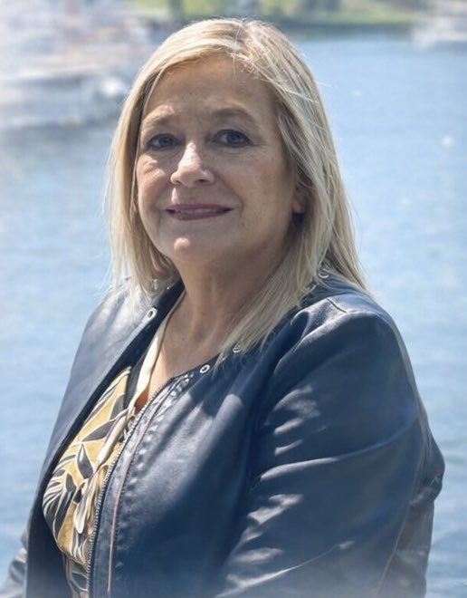 ¡HASTA SIEMPRE LICENCIADA KAREN FISCHER!

facebook.com/share/p/1EXUEv…

Que la Santísima Trinidad nos Guíe y Acompañe como Siempre.
¡Hasta Siempre Licenciada Karen Fischer!
#SoyMaestroSoySTEG
#JovielJovielTodosLosAfiliadosDelSTEGestanConEl