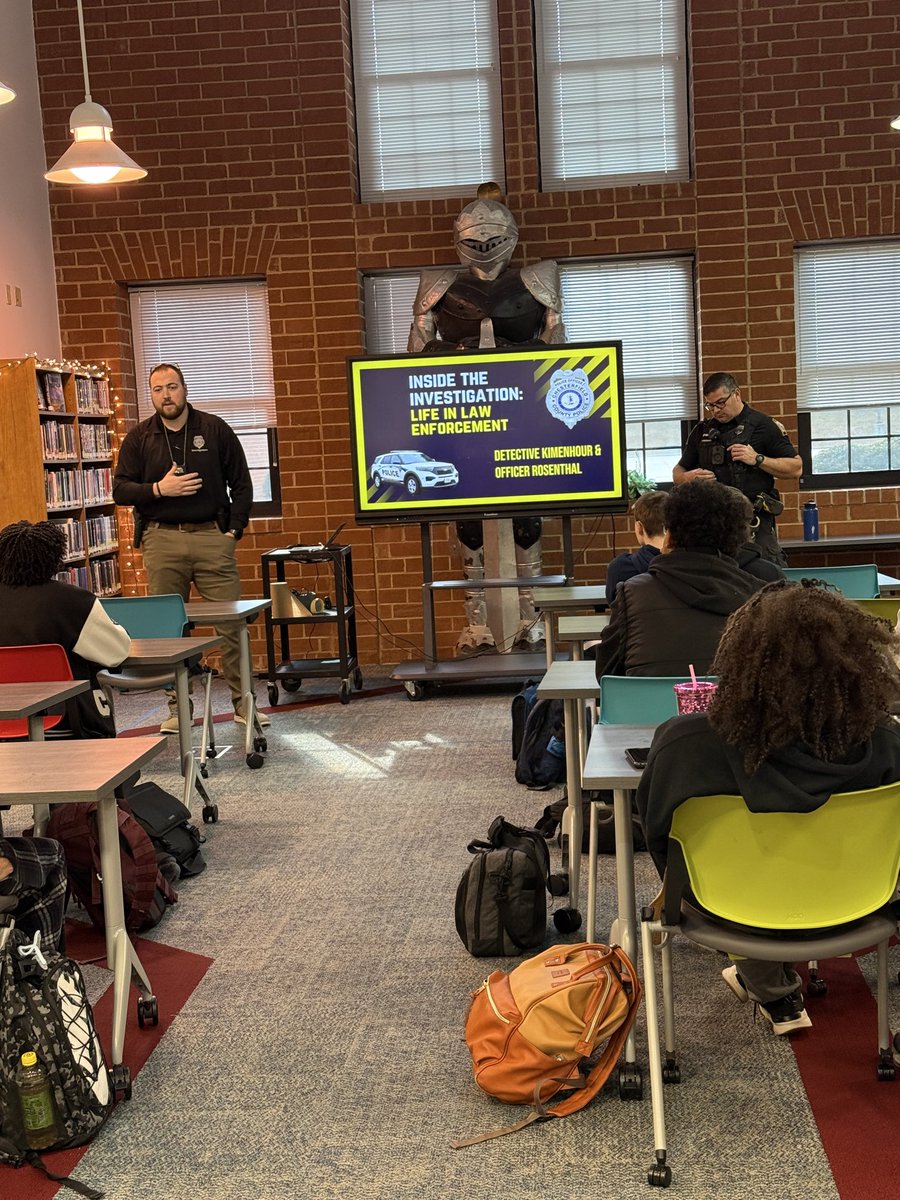 TDHS ReadsEverywhere tweet media