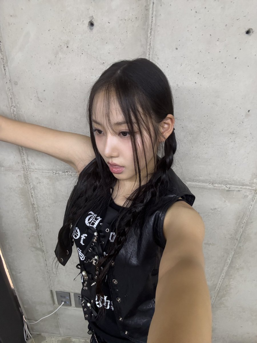 ablumefiles's tweet photo. [251006] SAENA twitter update 📸 .ᐟ https://t.co/mV0oYL3n3p