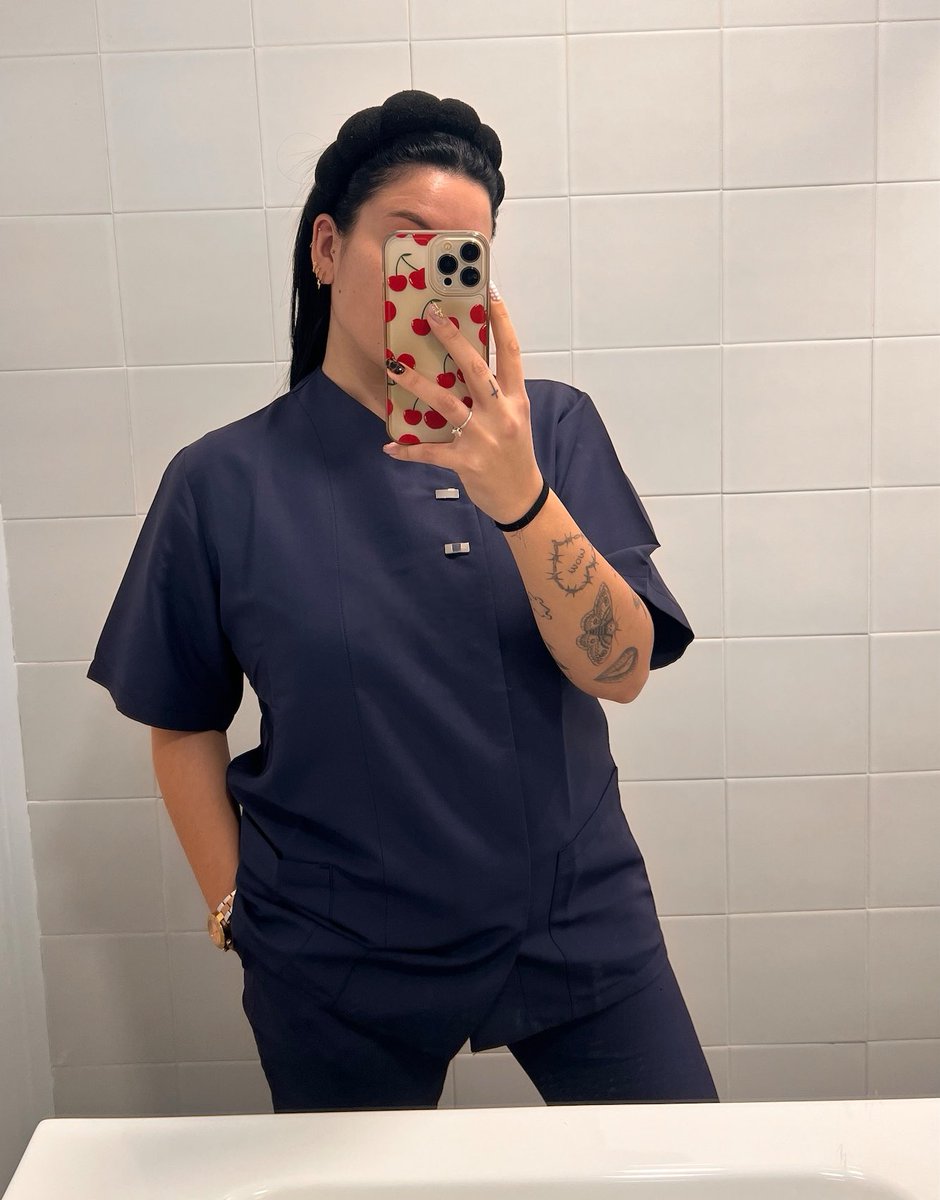Oiihane_16's tweet photo. 👩🏻‍💻🦷 https://t.co/3sSKbMnPIN