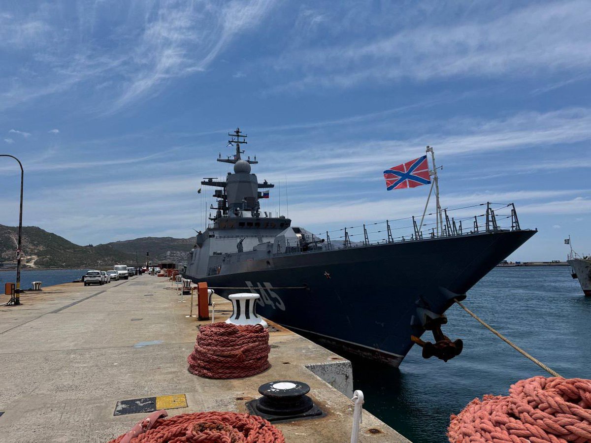 EmbassyofRussia's tweet image. 🇿🇦⚓️ Multinational naval exercises “Will for Peace 2026” have begun in SA’s territorial waters.

Based in Simon’s Town, the drills involve navies of China and South Africa, with ships from Russia and Iran participating.

The exercises focus on maritime security &amp;amp; safe navigation.