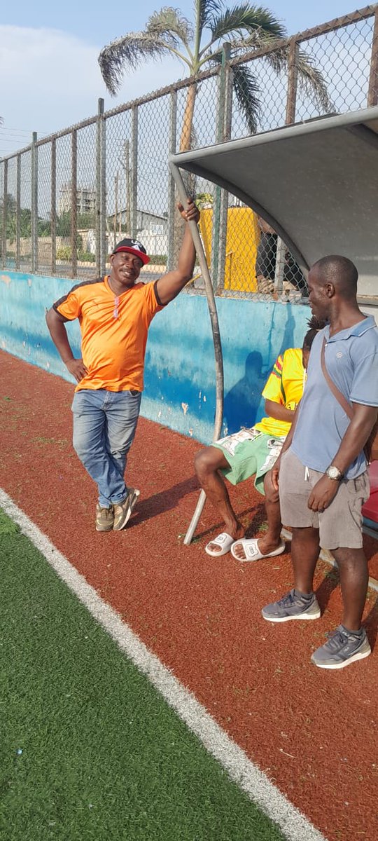 kabenefo's tweet photo. We were discussing our football ⚽️ team from the lines.. .. Some player scout came around and identified 3 of our players. https://t.co/9jCnDYlUNT