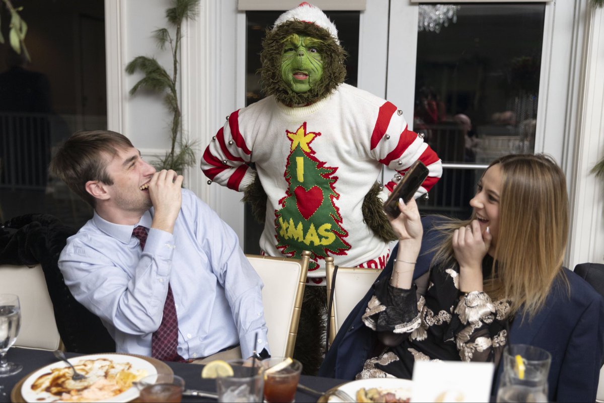 TrumpColtsNeck's tweet image. Friday Mood + Holiday Memories = The Perfect Combo

Member Holiday Party 2025 was magical ✨

#memberparty #holidayparty #golfclubs #trumpgolf