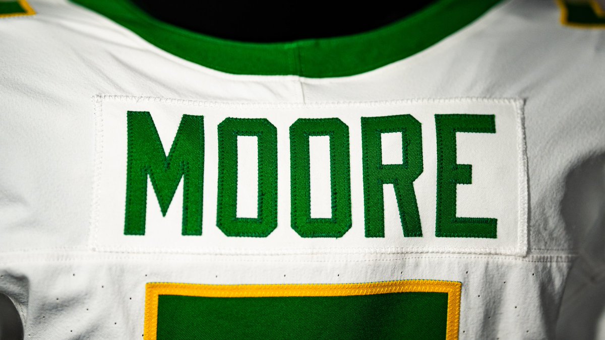 Friday night threads. #GoDucks