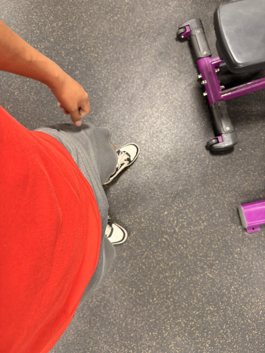 IsaiLuck's tweet image. Dándole duro al gym sudado y oloroso 😈🥵💦🍆

Ven a saborearme 

#PlanetFitness