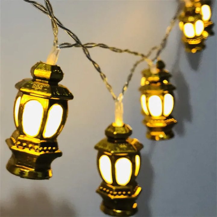 dersaadetsahaf's tweet photo. Ramazan ledlerimizde hala sipariş vermeyen var mı yorum yapın sürpriz mesaj bekleyin 🎁🎁❤️ https://t.co/VN46SzFtMZ