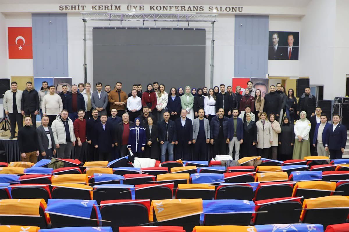 Genel Başkan Yardımcımız ve Teşkilat Başkanımız Ahmet Büyükgümüş’ün katılımıyla yarın gerçekleştireceğimiz büyük buluşma için tüm hazırlıklarımızı tamamladık.  
<a href="/avahmetozdemir/">Ahmet Özdemir</a> <a href="/abuyukgumus/">Ahmet Büyükgümüş</a> <a href="/selimgultekn51/">Selim GÜLTEKİN🇹🇷</a> <a href="/Av_Turgaysahin/">Turgay ŞAHİN</a> <a href="/intepeeminn/">Mehmet Emin İntepe</a> <a href="/Hulya_Kalayci/">hülya kalaycı</a>