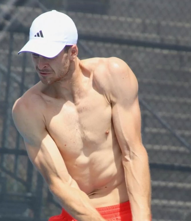 Polscycelebryci's tweet image. hubert hurkacz