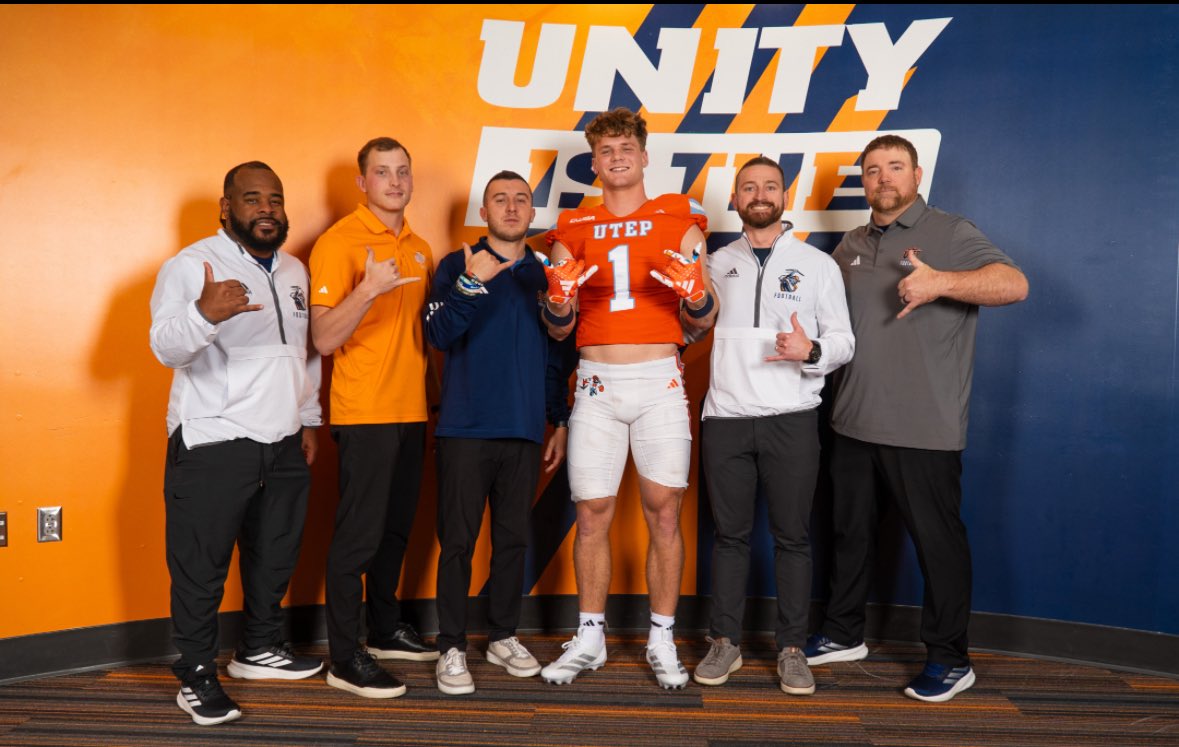 JustinPopovich7's tweet image. Amazing visit at UTEP!! Thank you for the hospitality 🧡🤍@CoachPappalardo @CoachSWUTEP 
@DeshawnBrownInc