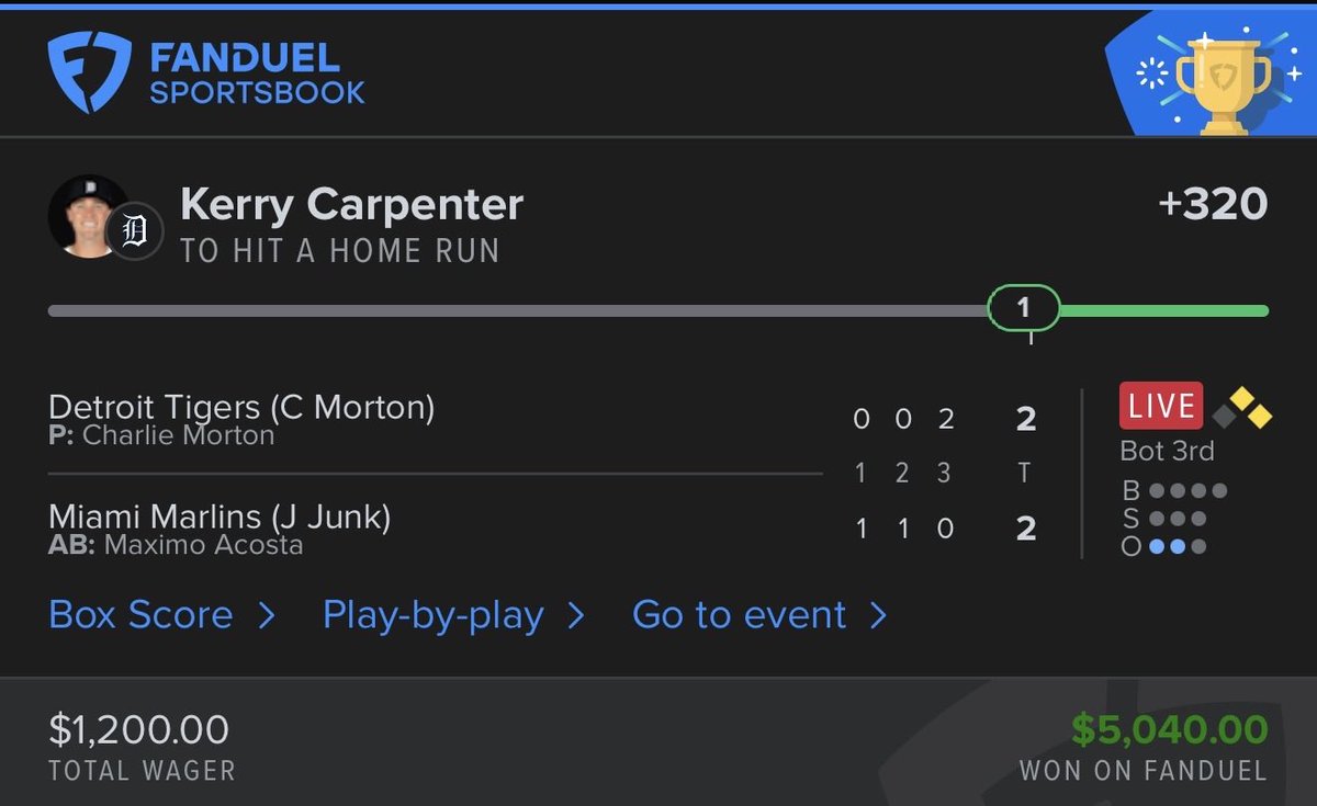 ALI BATEMAN 💰 tweet media