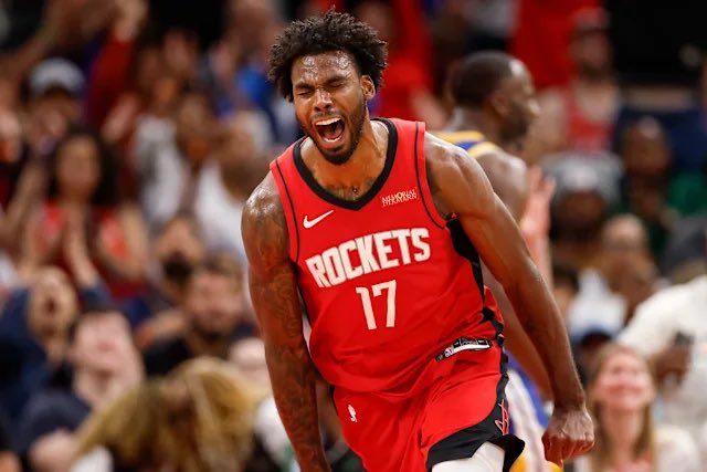 CON TODO AL OVER AQUÍ

Tari Eason +21.5 puntos + rebotes

100 ❤️ y/o reposts y suelto la pick gratis de NBA #2

El miércoles pasado jugó contra ellos, pensó que tenía el tiro ganador y se lo quitaron tras revisar la jugada. Después del partido se quejó del arbitraje durante todo