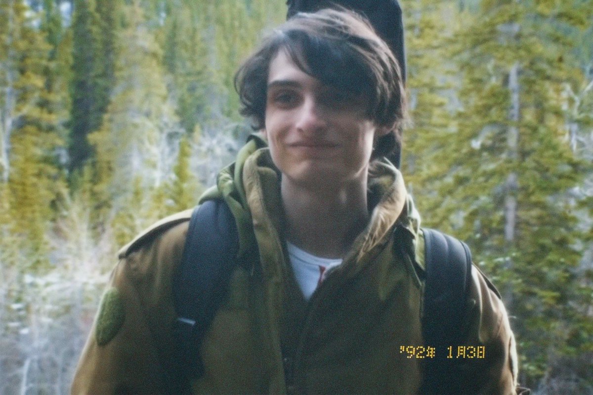 StrangerNews11's tweet photo. Mike and Eleven in Iceland in 1992. https://t.co/I3cyzmtyhk