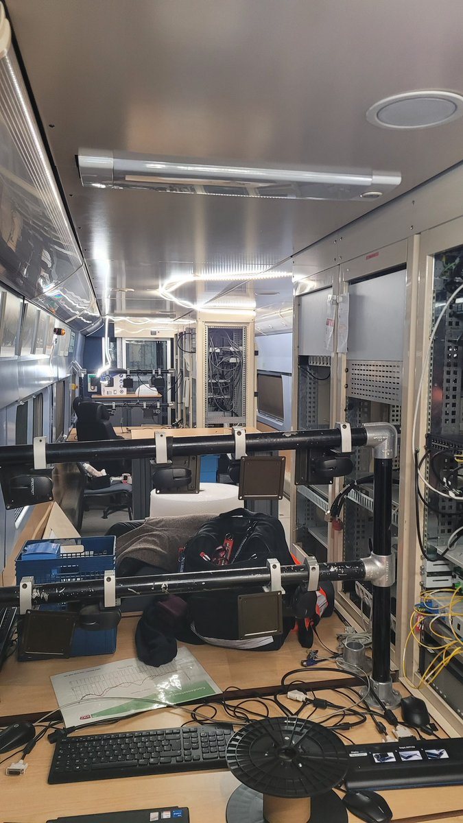 Voilà aujourd’hui s’est fermé un chapitre de 10 ans d’exploitation avec des systèmes de mesures modernisés, une nouvelle livrée. La rame IRIS320 s’est arrêtée et mes agents assistés par l’ingénierie ont démonté les écrans, PC,… 

Place à un arrêt de 10 à 11 mois…