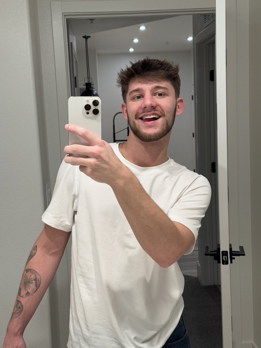 Dex Davall tweet media